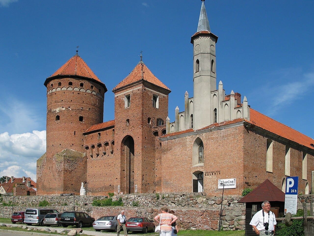 Gotycki zamek w Reszlu nad rzeką Sajną, Warmia